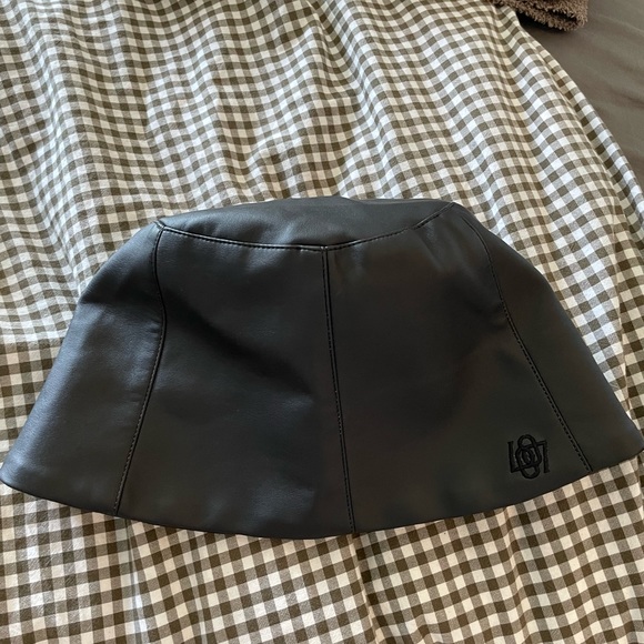 Low classic hat - Picture 3 of 3